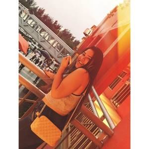 Meet your Posher, Katherine alessandra